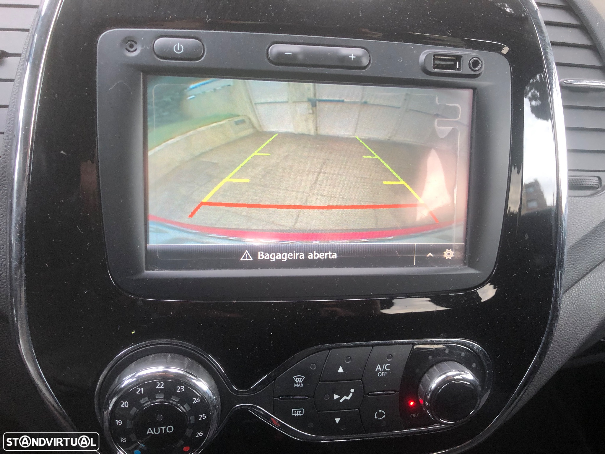 Renault Captur 1.5 dCi Exclusive - 14