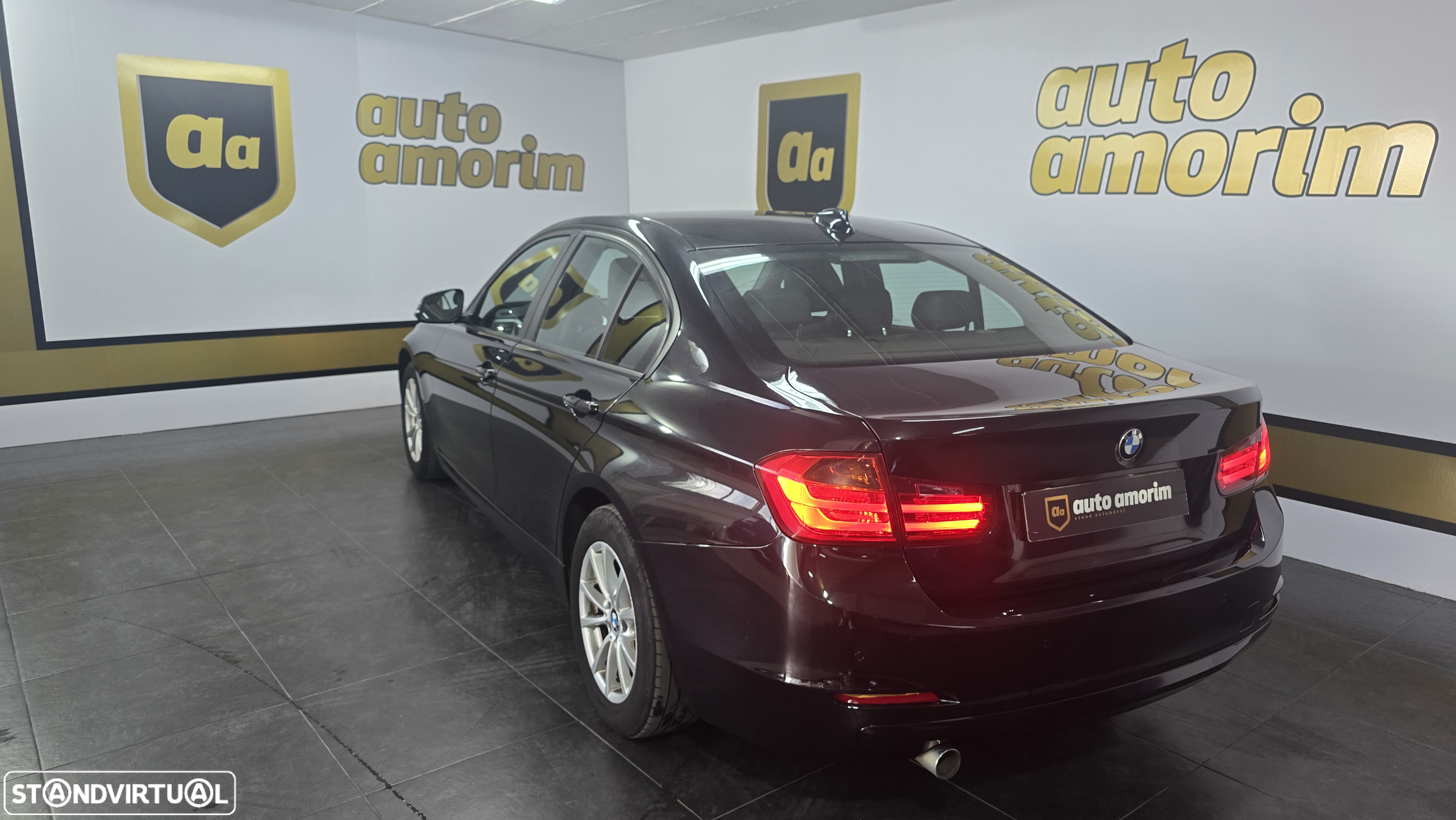 BMW 318 d Auto Exclusive - 8