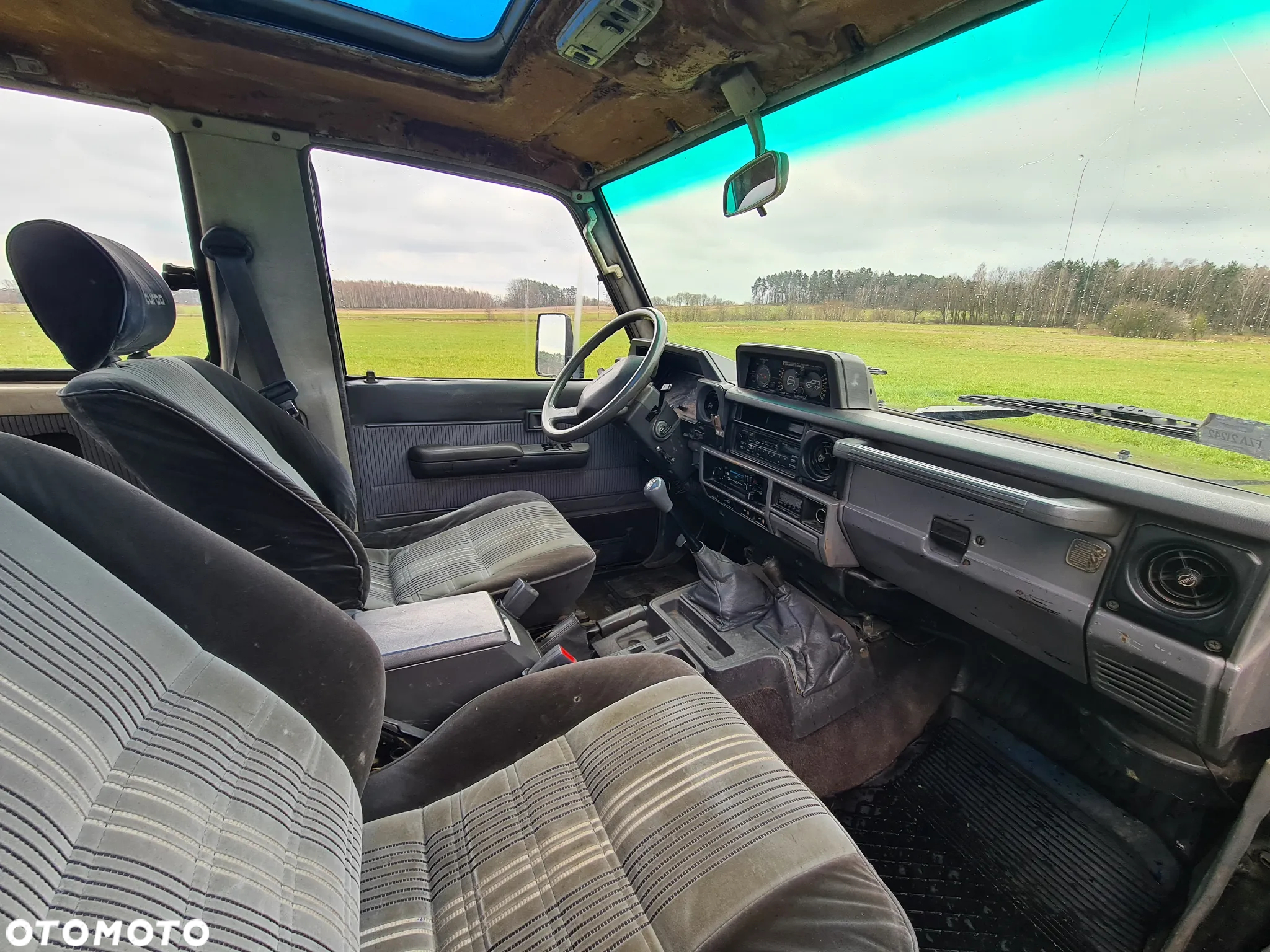 Toyota Land Cruiser LJ70 - 23