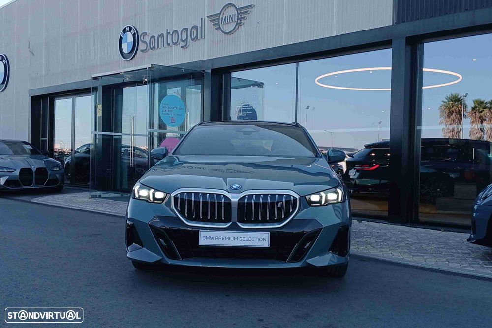 BMW i5 Touring eDrive40 - 3