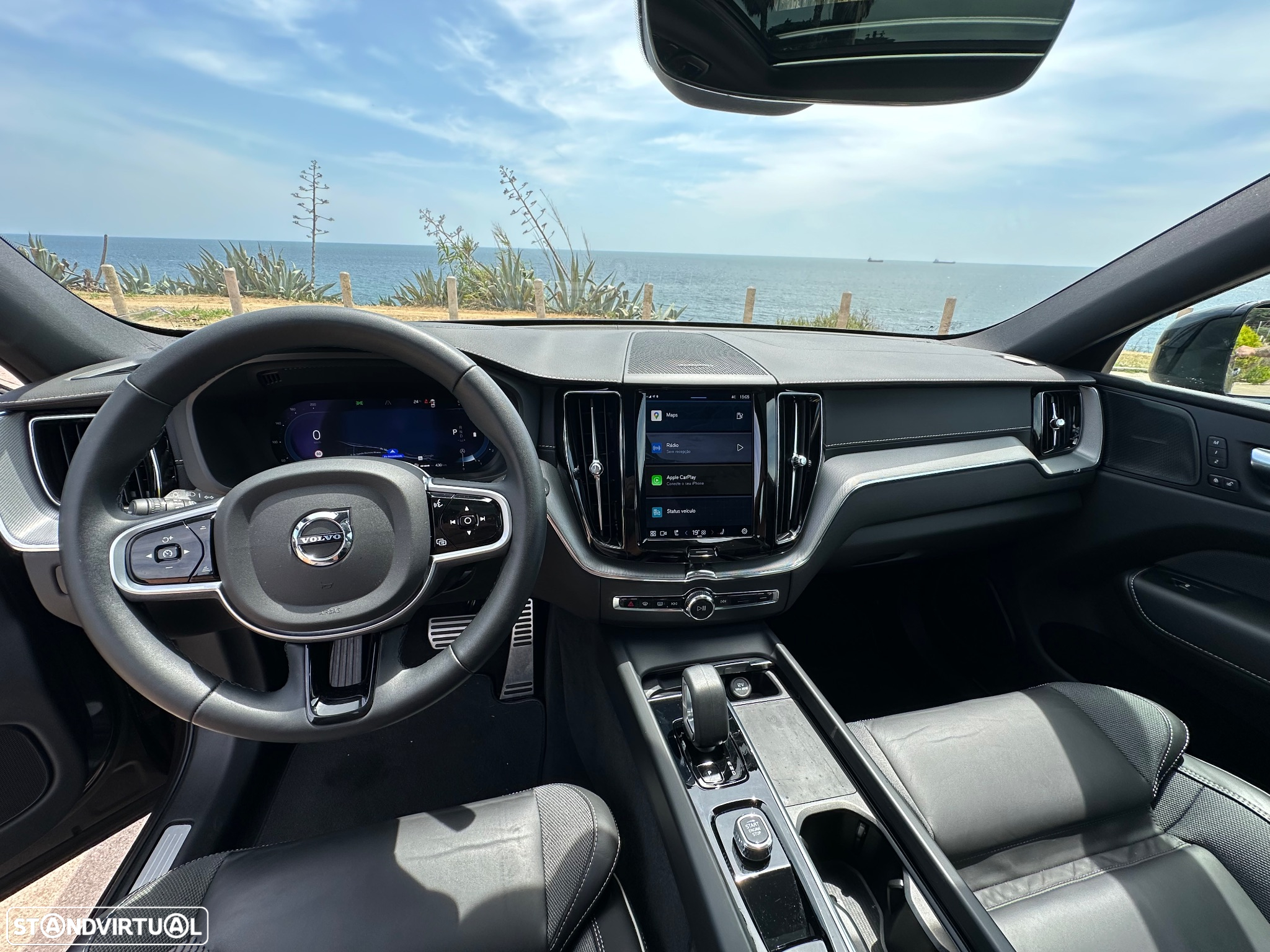 Volvo XC 60 2.0 B4 R-Design Geartronic - 21