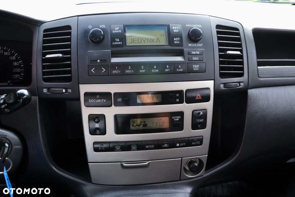 Toyota Corolla Verso 2.0 D-4D Sol - 19