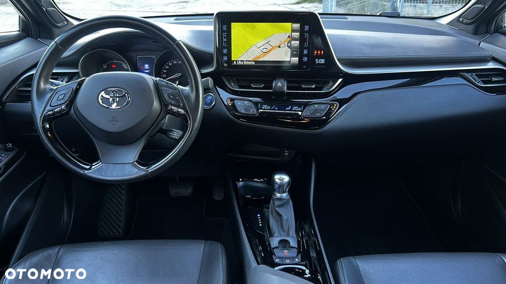 Toyota C-HR - 16
