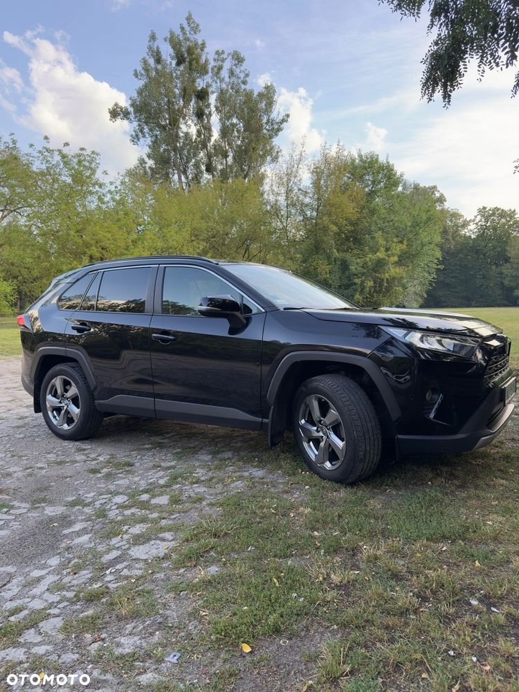 Toyota RAV4 - 3