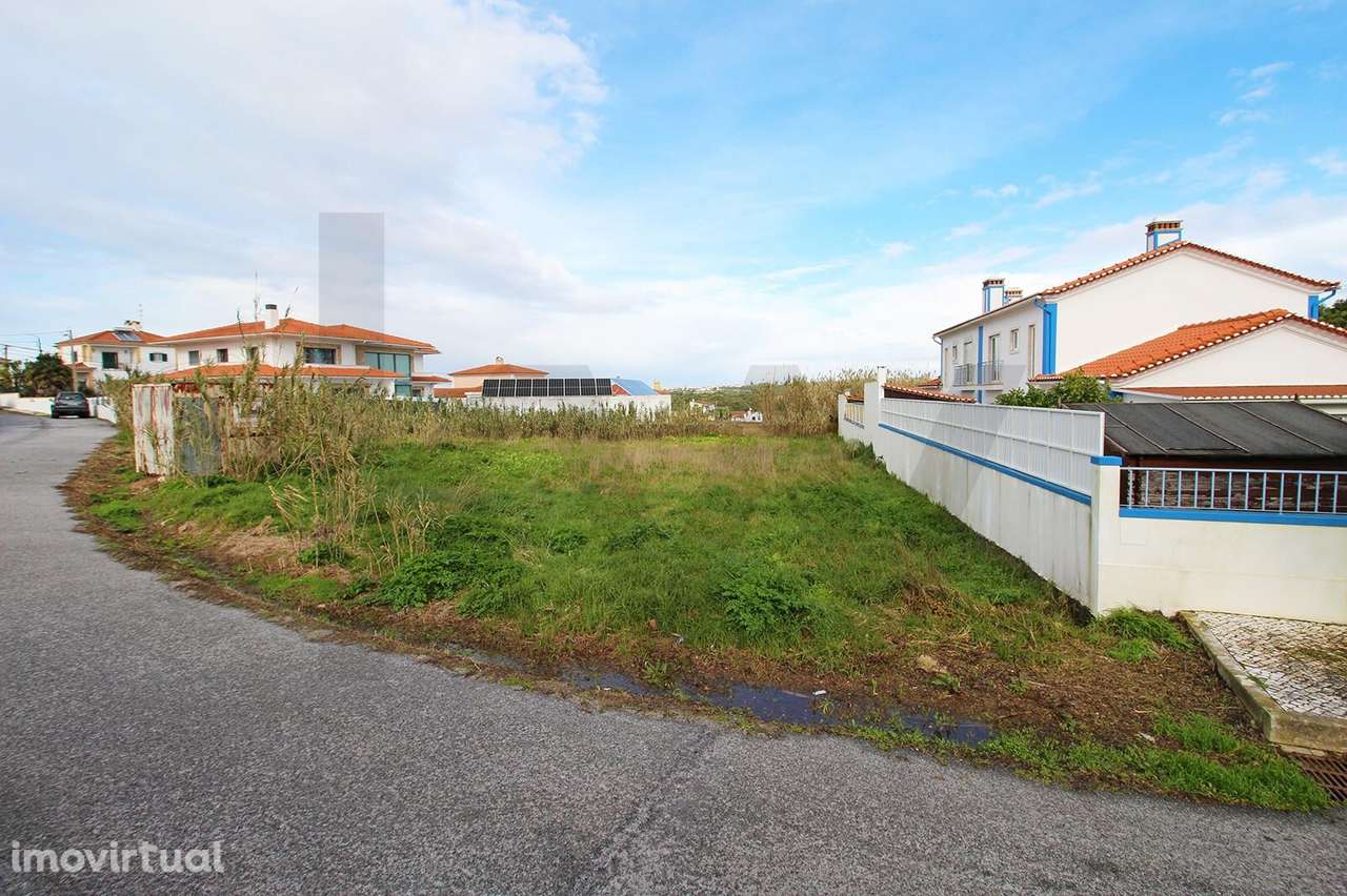 Terreno Urbano com Projeto Aprovado: Equilíbrio Perfeito entre Campo e - Grande imagem: 2/26