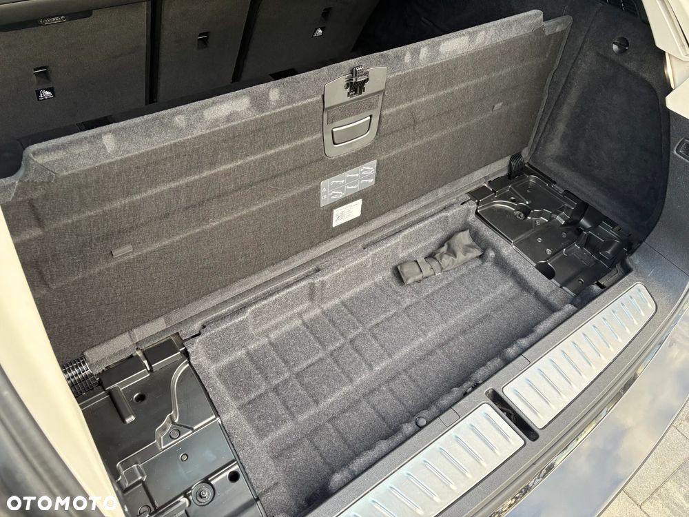 BMW Seria 5 520d Touring Luxury Line - 17