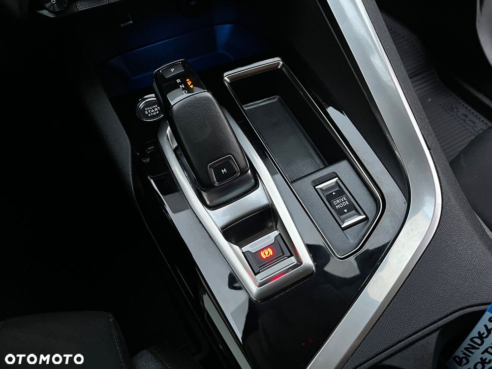 Peugeot 3008 - 24