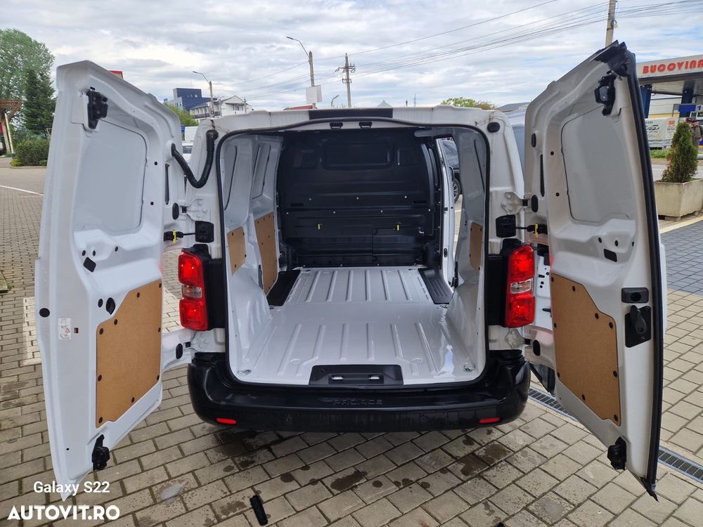 Toyota PROACE Van L1H1 1.5D 120 hp 6 MT Cargo - 10