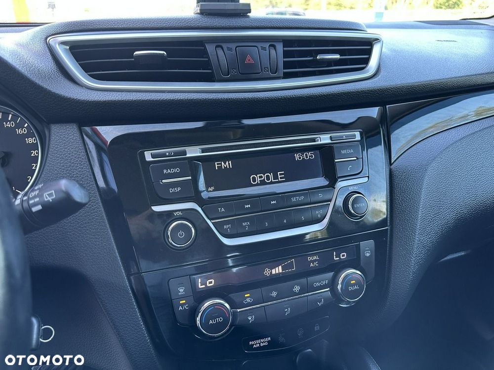 Nissan Qashqai 1.2 DIG-T N-Connecta Xtronic - 23