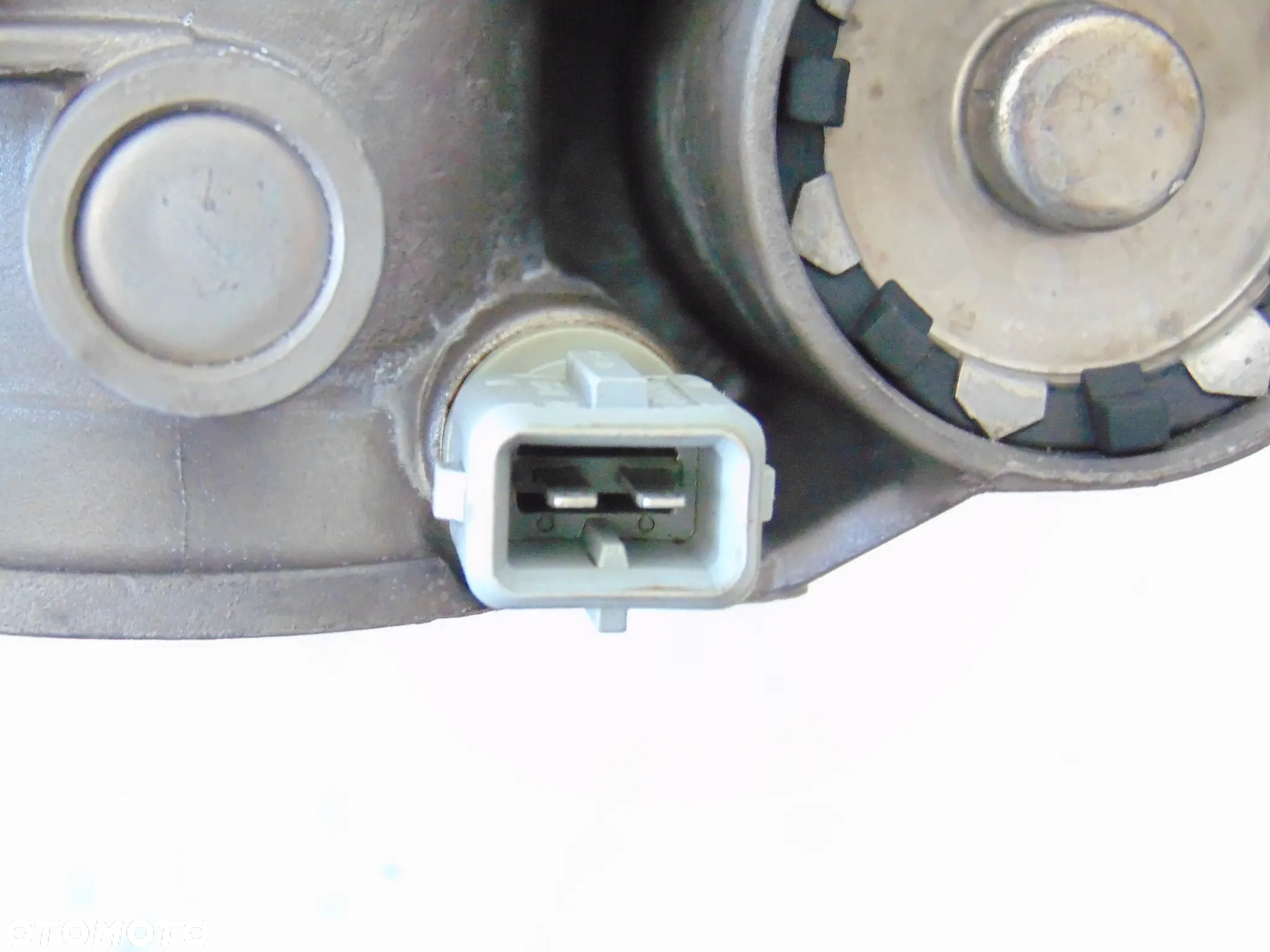 ORYGINAŁ przepustnica 8200166869 H8200067219 Renault Clio 2 II Twingo I Kangoo 1 I FL lift benzyna 1.2 - 15