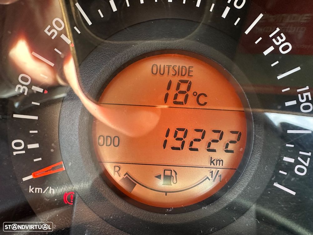 Citroën C1 1.0 VTi Shine - 17