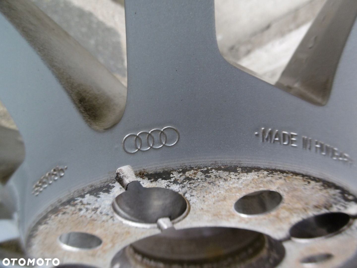 AUDI A6 C8 4K0 7.5Jx17H2-N ET36 5x112 - felga - 8