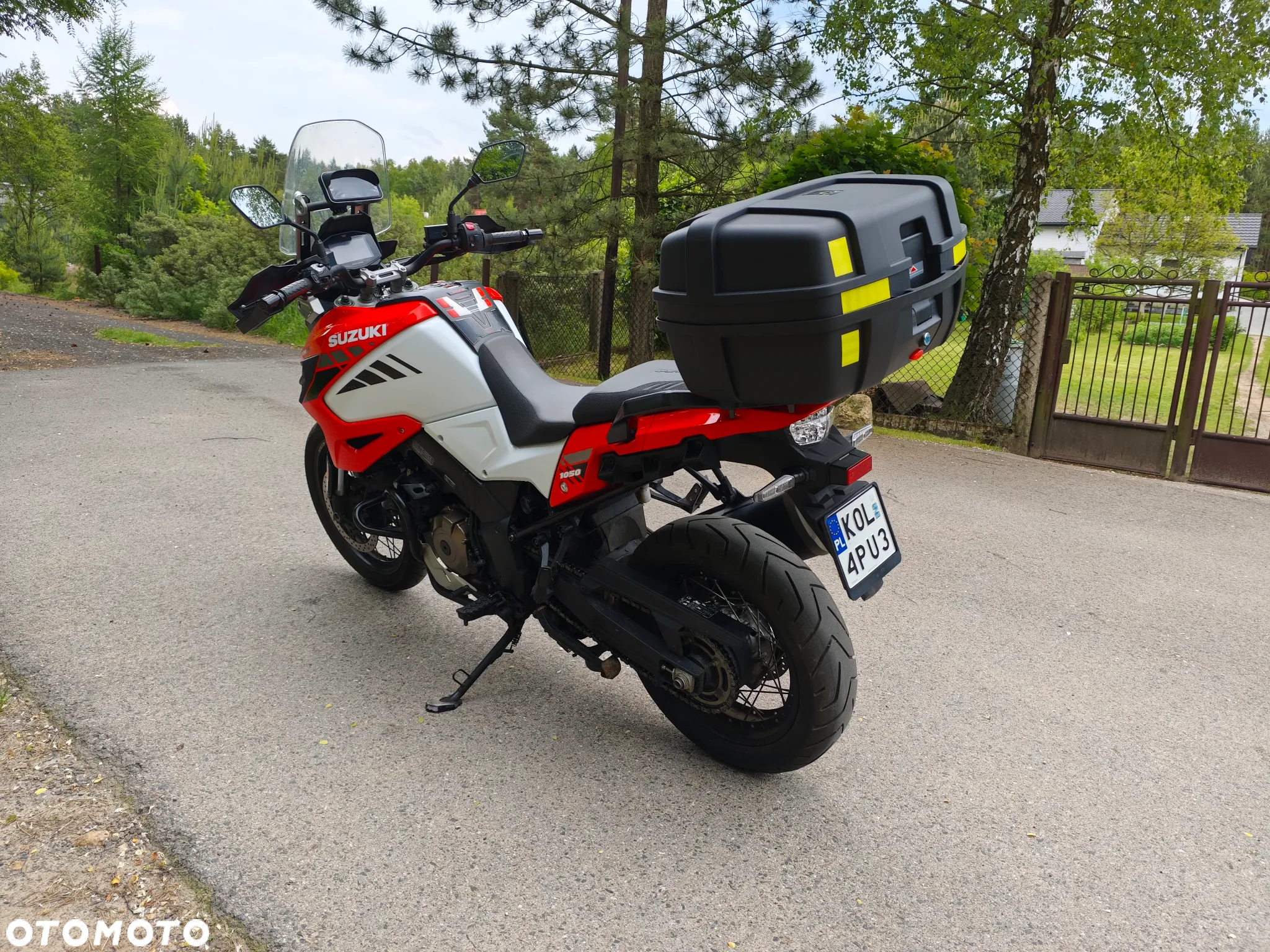 Suzuki V-STROM - 4
