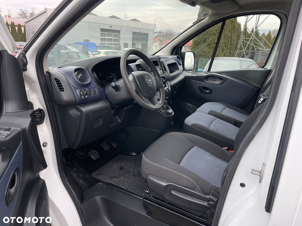 Opel Vivaro - 9