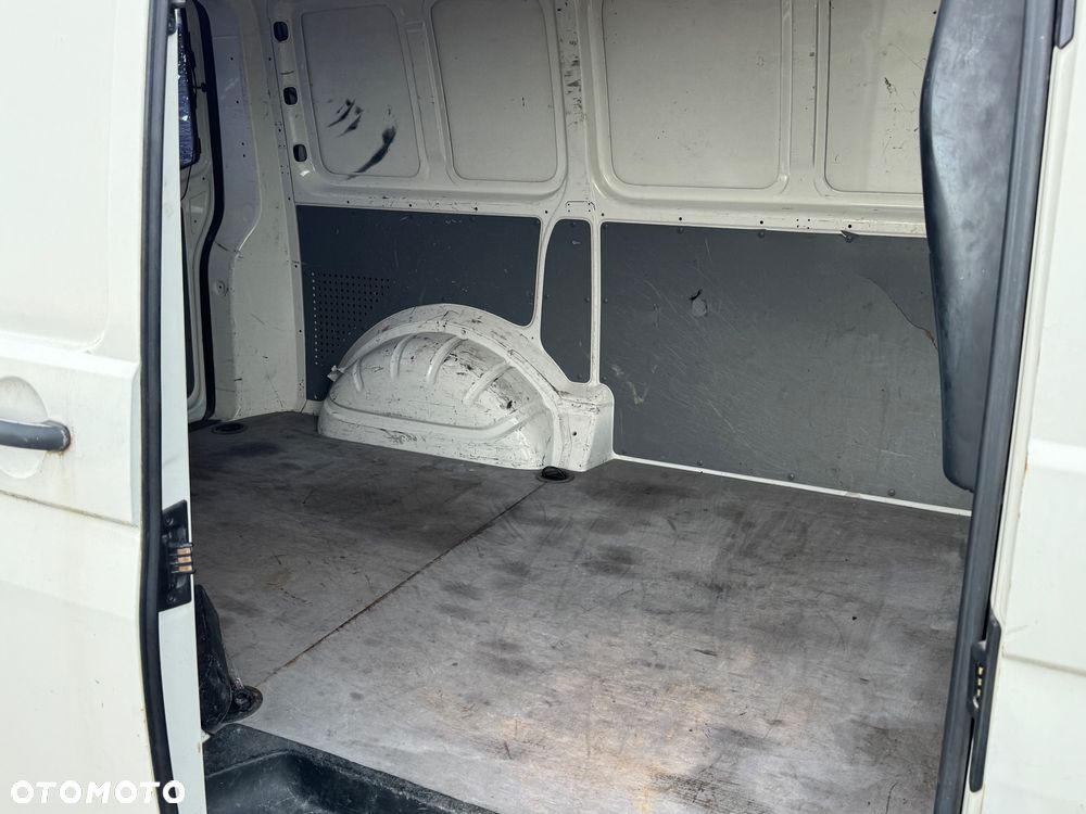 Volkswagen Transporter - 11