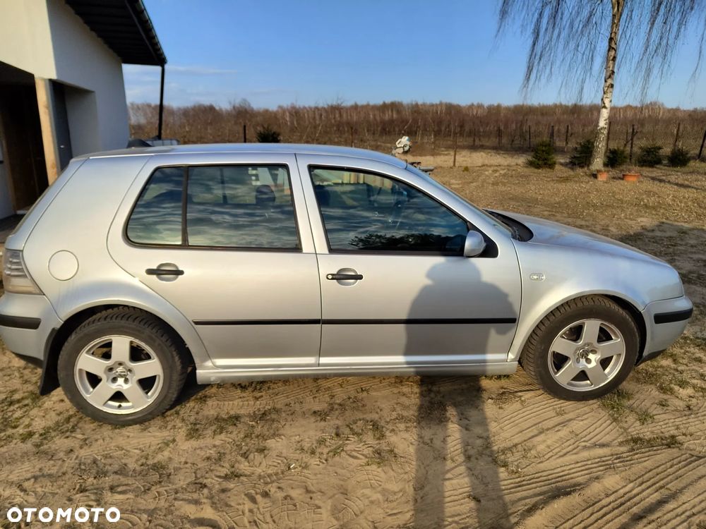 Volkswagen Golf 1.9 TDI Basis - 6
