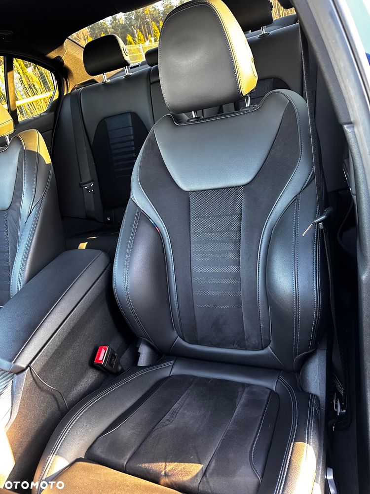 BMW Seria 3 330d mHEV M Sport sport - 12