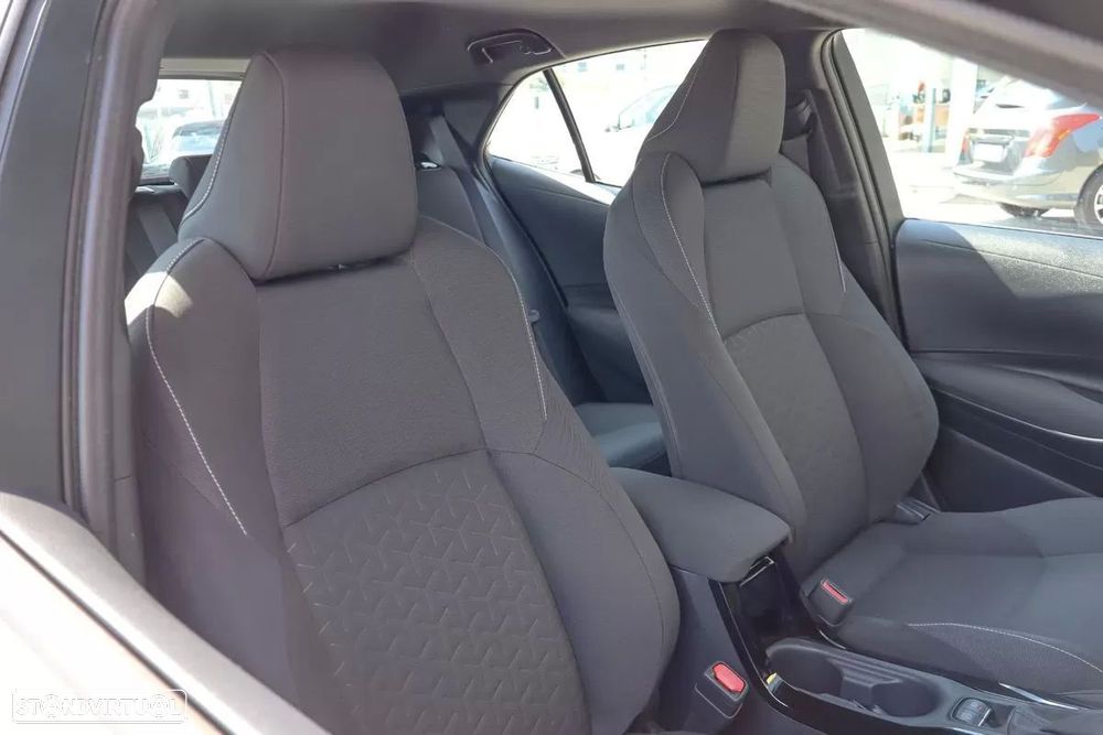 Toyota Corolla 1.8 Hybrid Comfort - 20