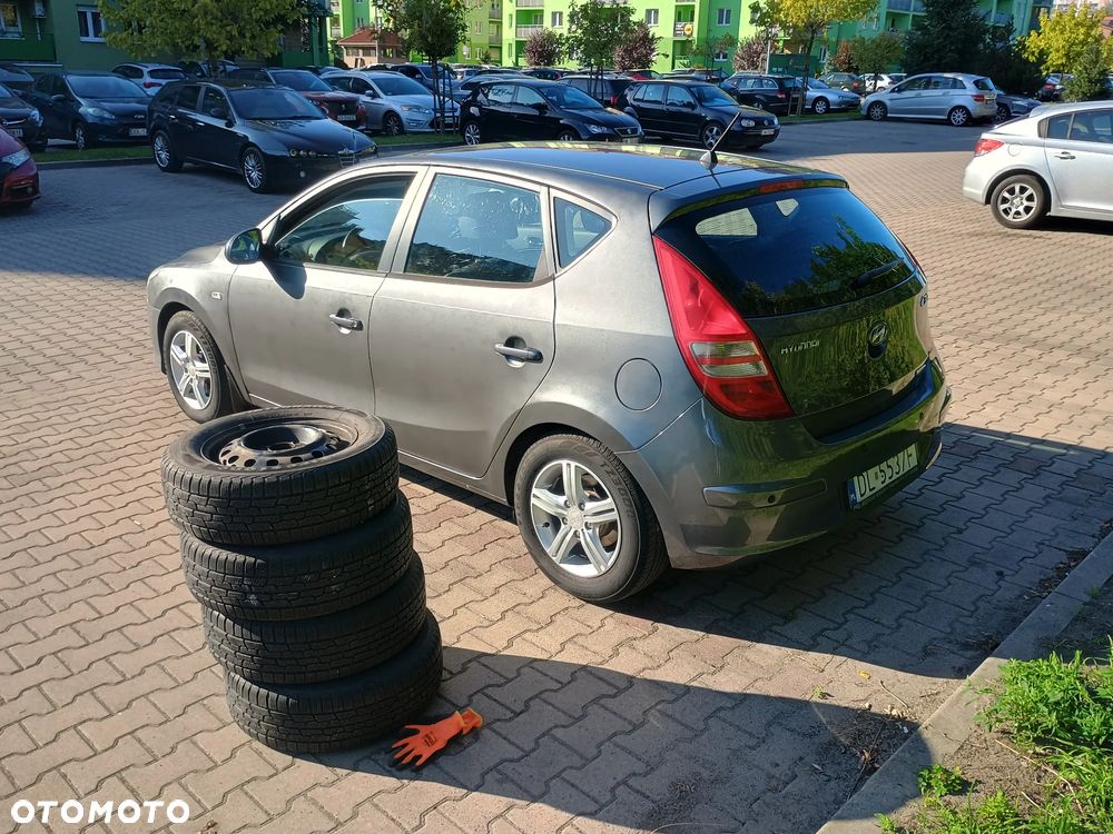 Hyundai i30 1.6 CRDi Comfort - 1