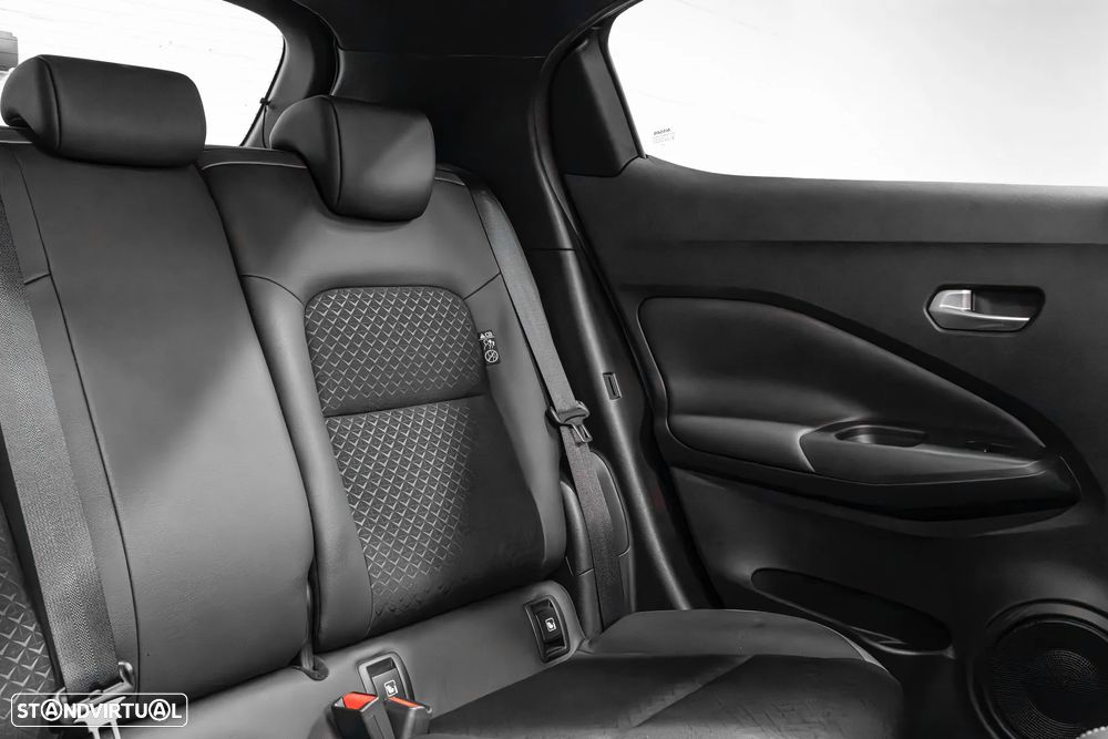 Nissan Juke 1.6 Hybrid N-Design Black - 11