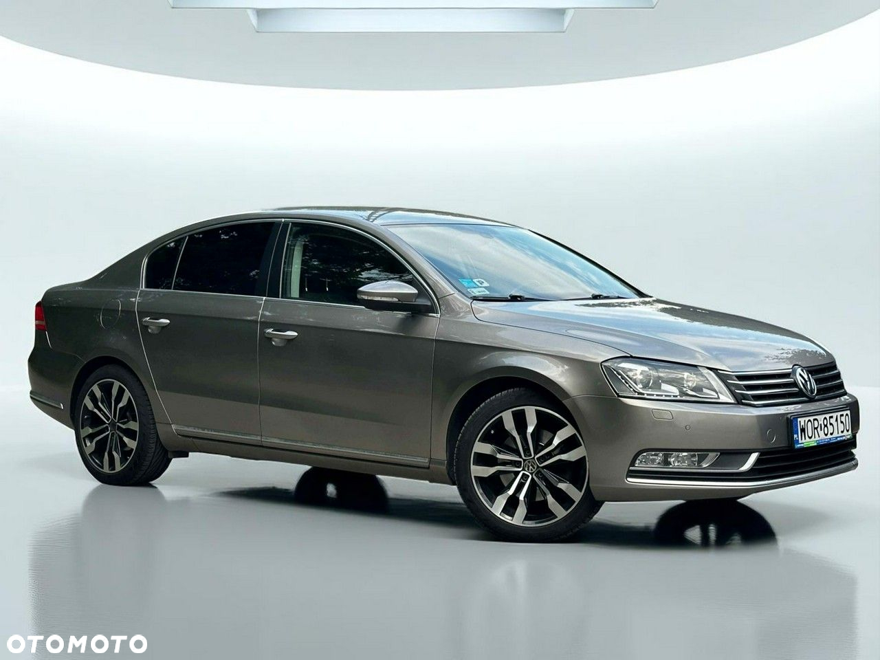 Volkswagen Passat 2.0 TDI Comfortline DSG - 4