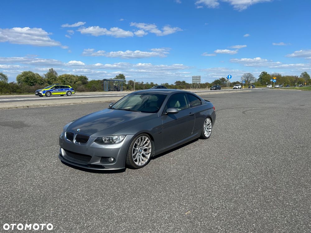 BMW Seria 3 335i - 1
