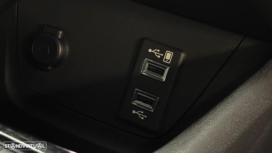 Opel Crossland X 1.2 S&S Auto 120 Anos - 25