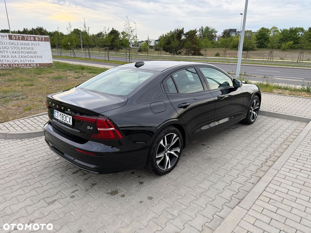 Volvo S60 B4 B Plus Dark - 3