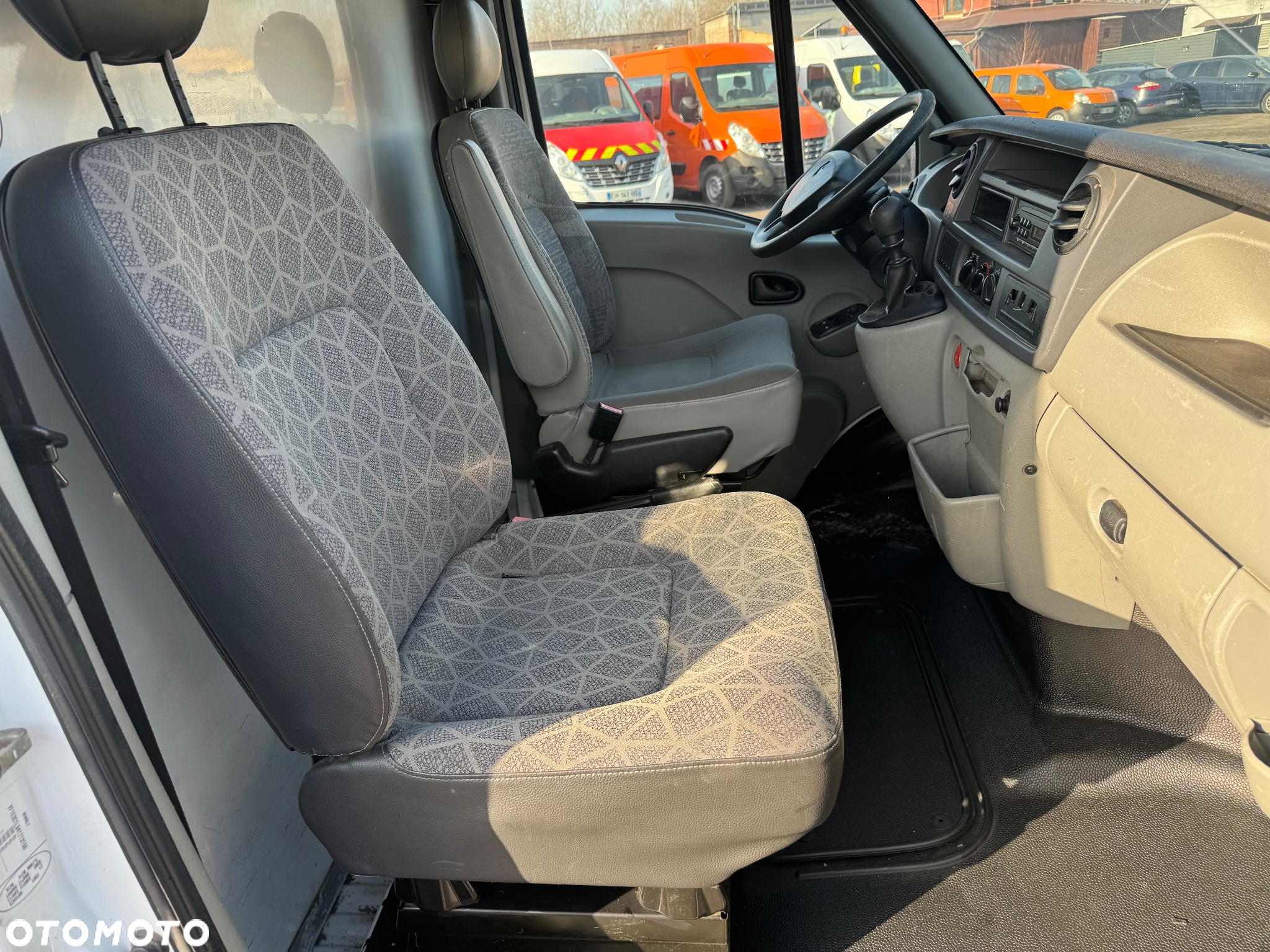 Renault Master 2009r. Kontener Niskopodłogowy Koniowóz Izoterma Max Długi Paka 410cm Winda Dhollandia - 12