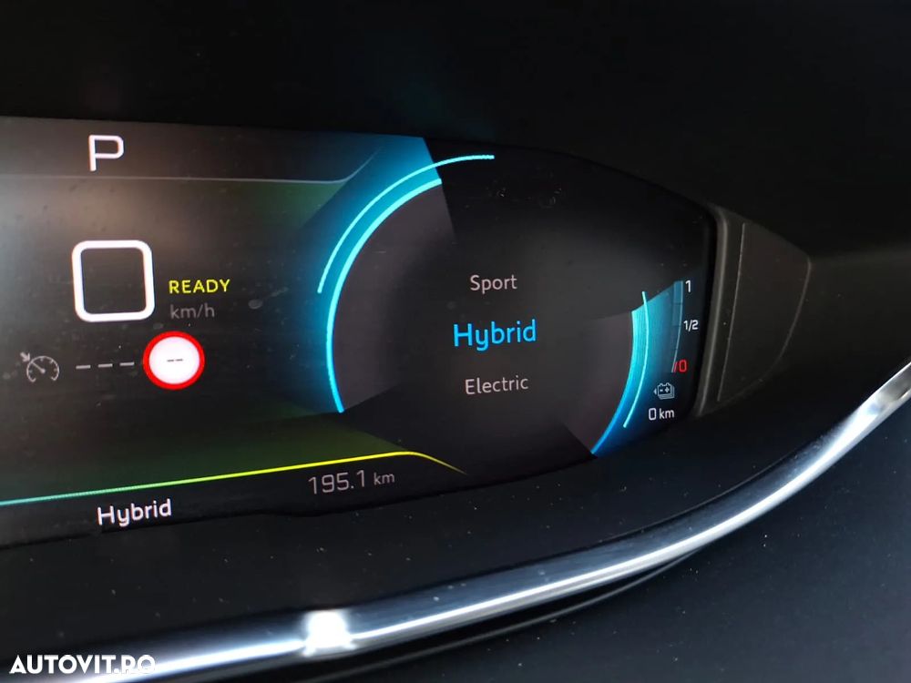 Peugeot 3008 PHEV 225 EAT8 Allure Pack - 25