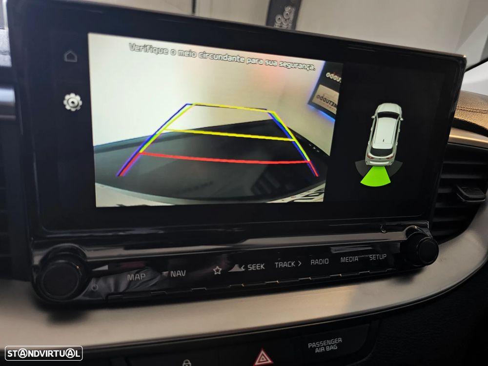 Kia Ceed SW 1.6 CRDi Drive+SRF 7DCT - 33