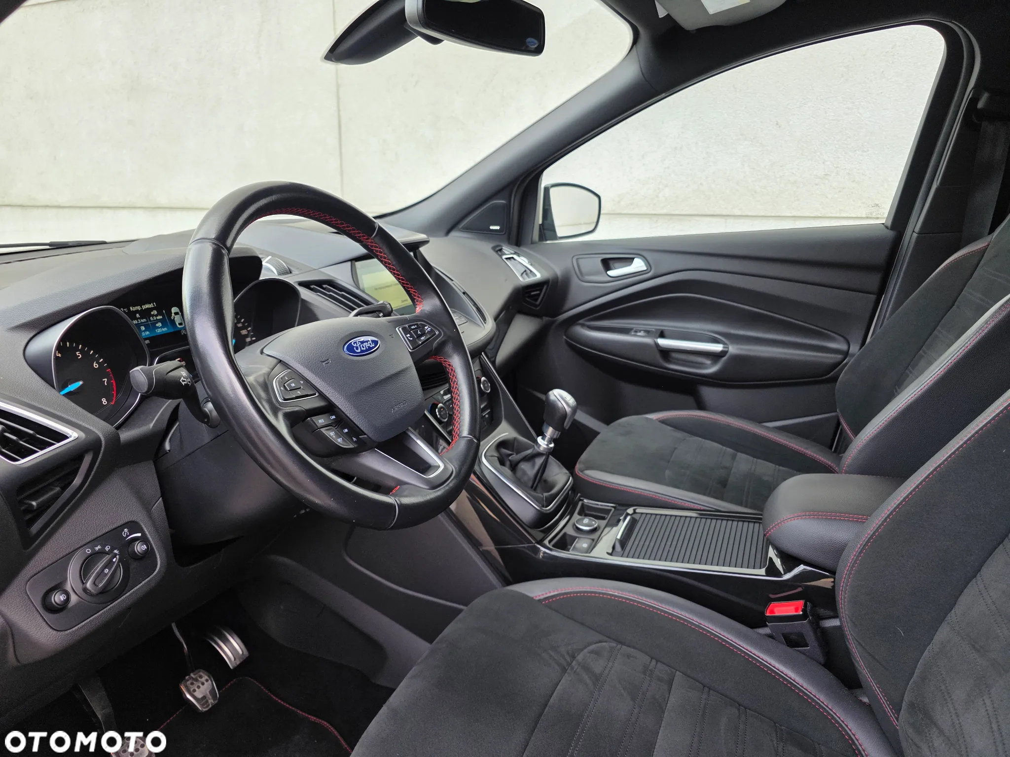 Ford Kuga 1.5 EcoBoost FWD ST-Line ASS GPF - 23