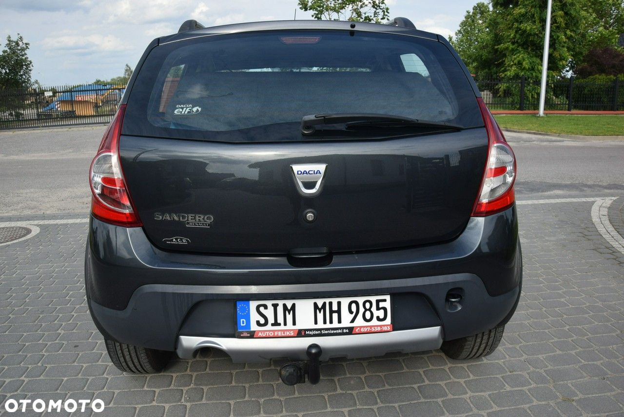Dacia Sandero Stepway 1.6 - 10