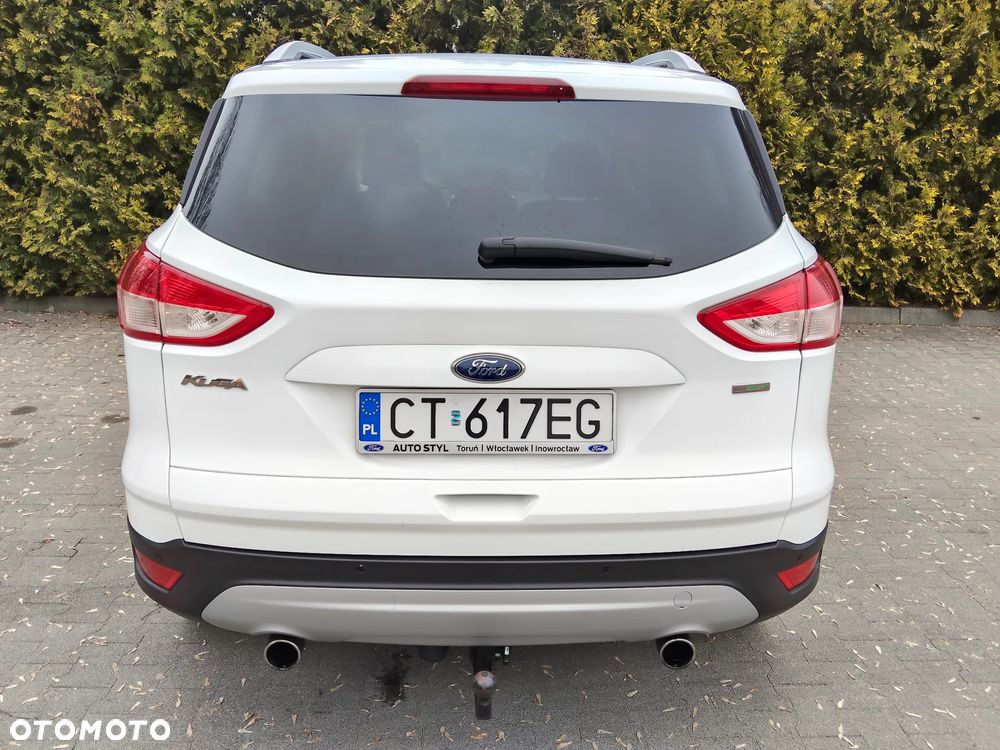 Ford Kuga 1.6 EcoBoost 2x4 Titanium - 17