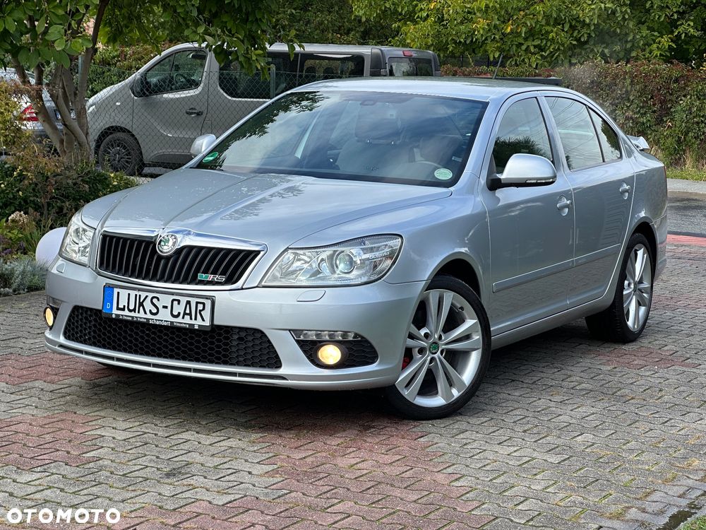 Skoda Octavia 2.0 TSI RS - 2