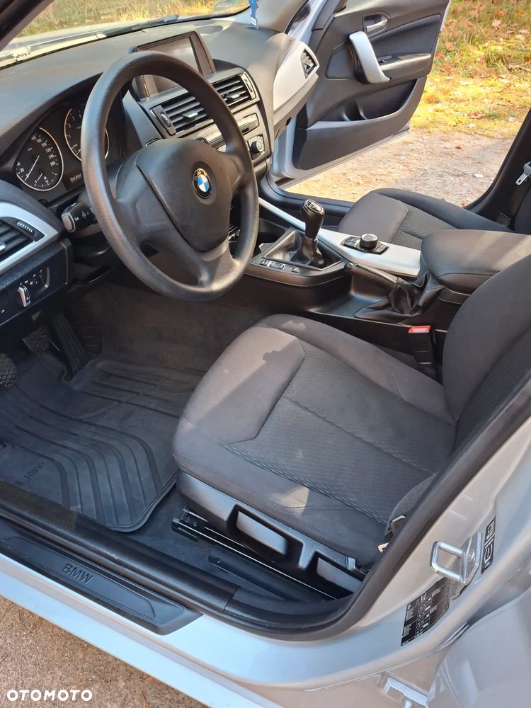 BMW Seria 1 - 13