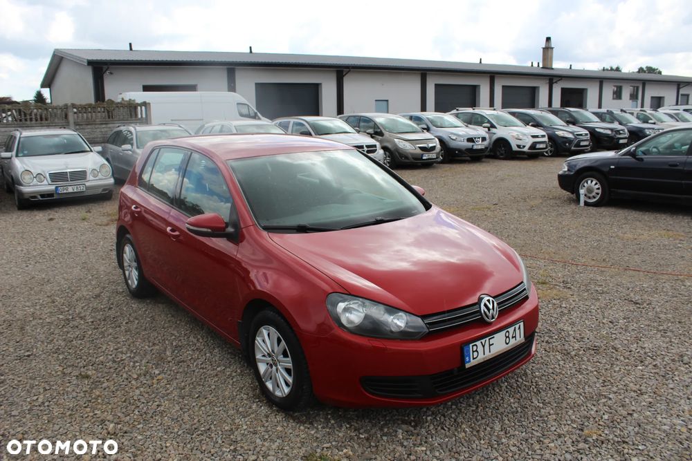 Volkswagen Golf - 2