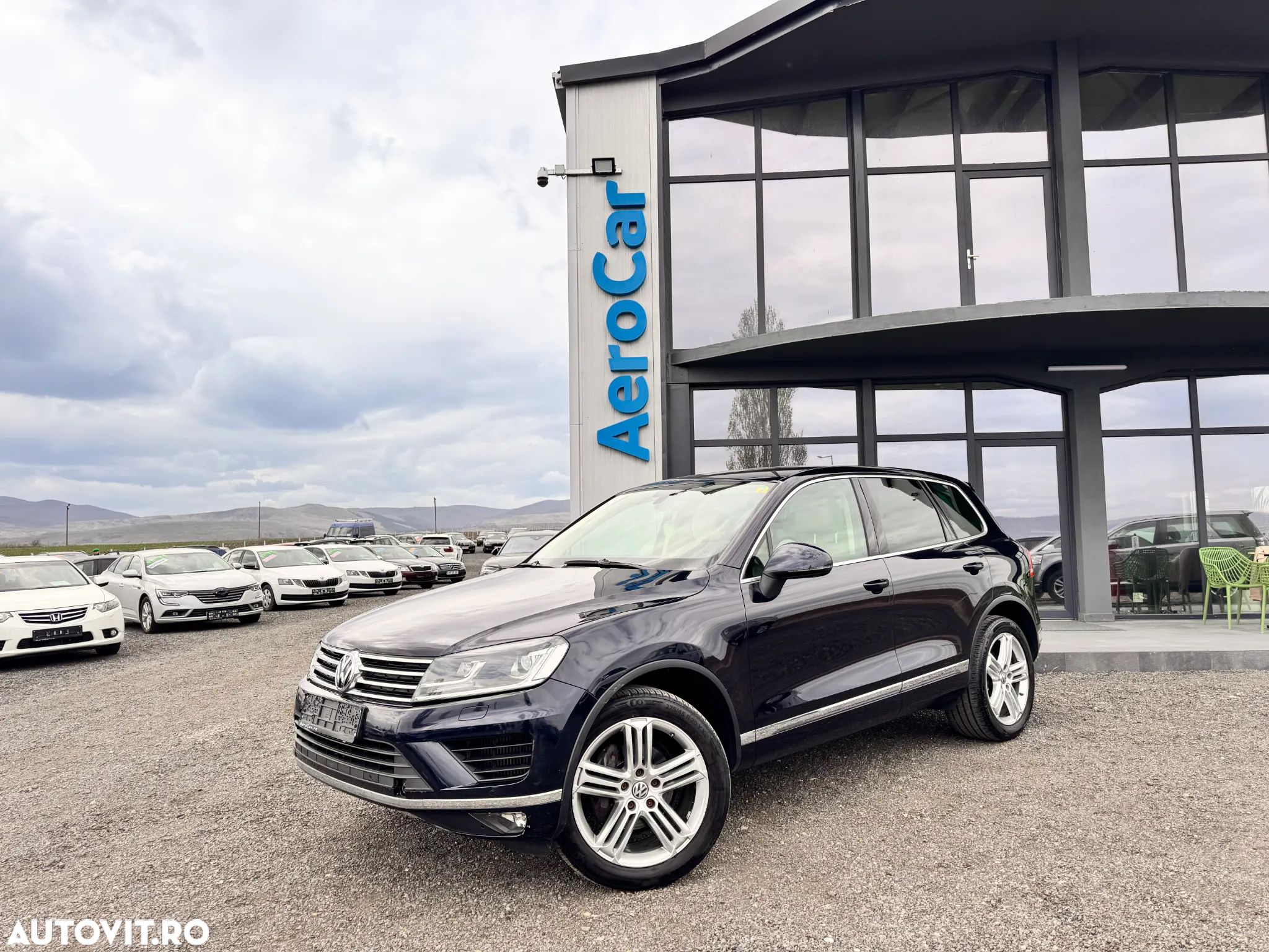 Volkswagen Touareg 3.0 V6 TDI SCR Blue Motion DPF Automatik Terrain Tech Executive Edition - 1