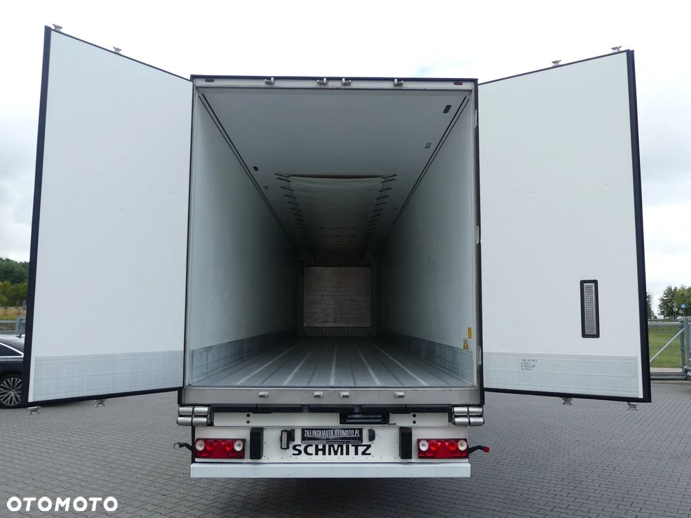 Schmitz Cargobull CHŁODNIA / OŚ PODNOSZONA / 3600 MTH / KWIATOWA / - 25