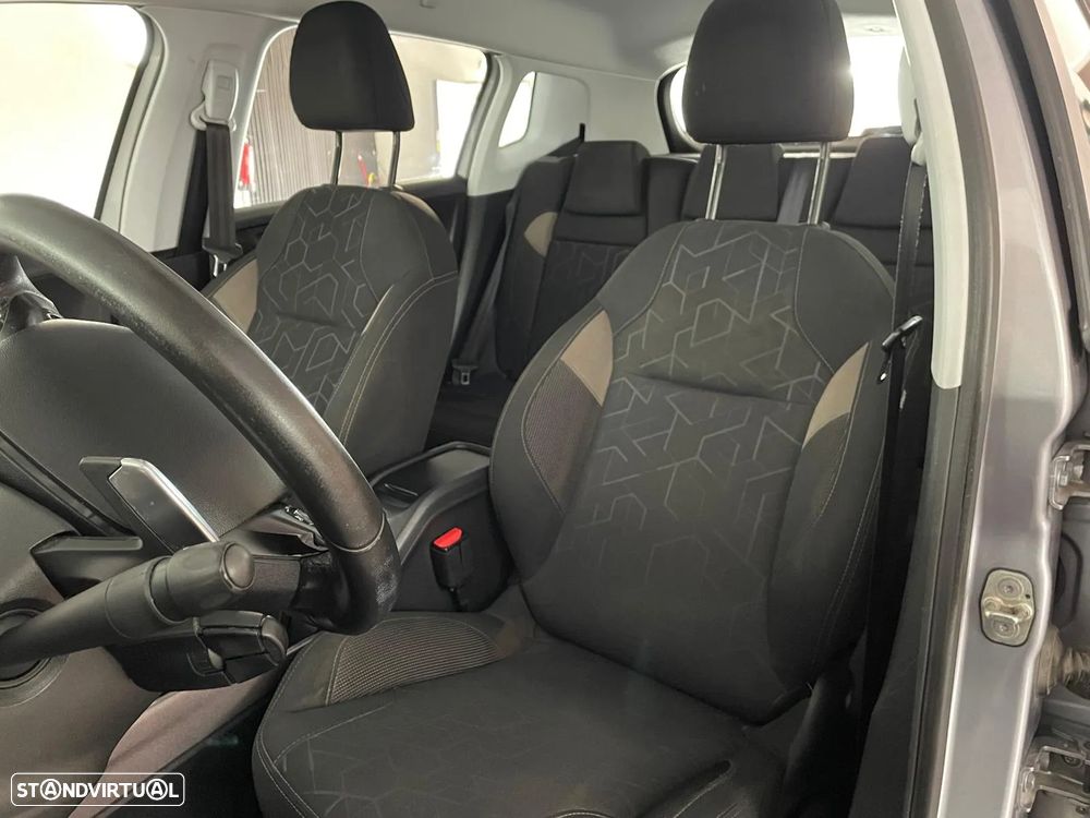 Peugeot 2008 - 26