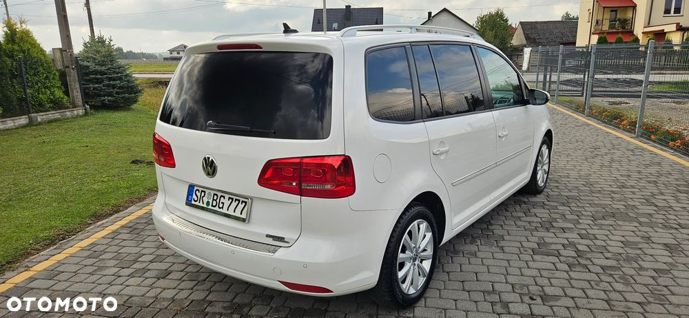 Volkswagen Touran 2.0 TDI DPF Highline DSG - 26