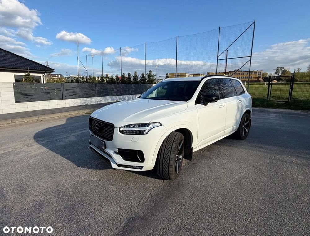Volvo XC 90 D5 AWD R-Design 7os - 23