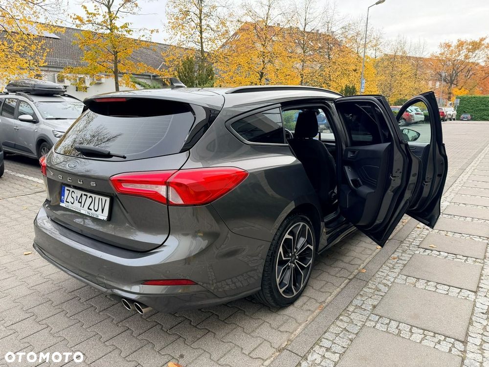 Ford Focus - 16