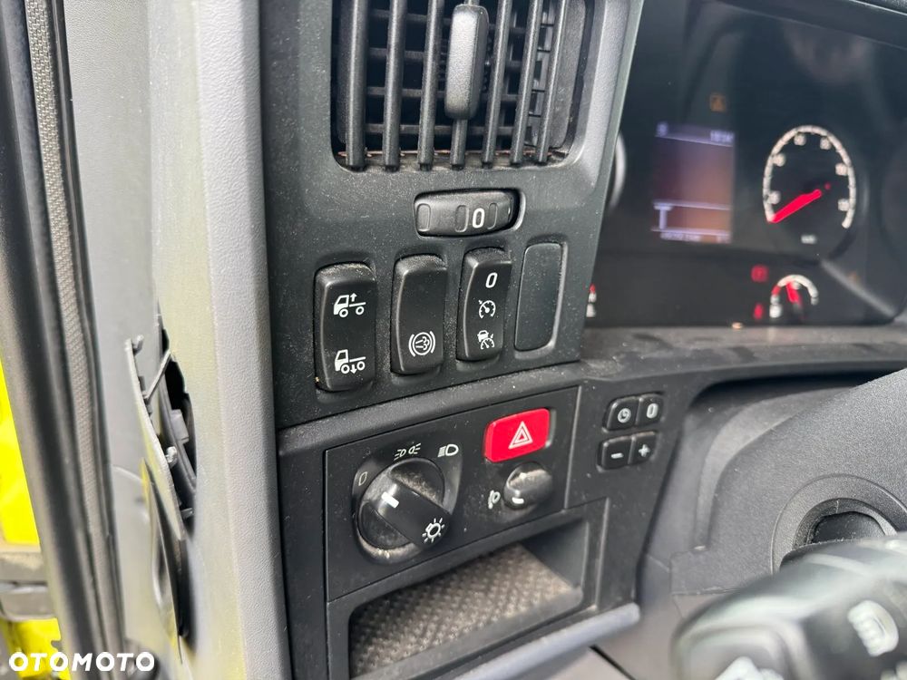 Scania R440 4x2 EURO5 CYSTERNA DO PRZEWOZU PALIWA 14.000L - 26