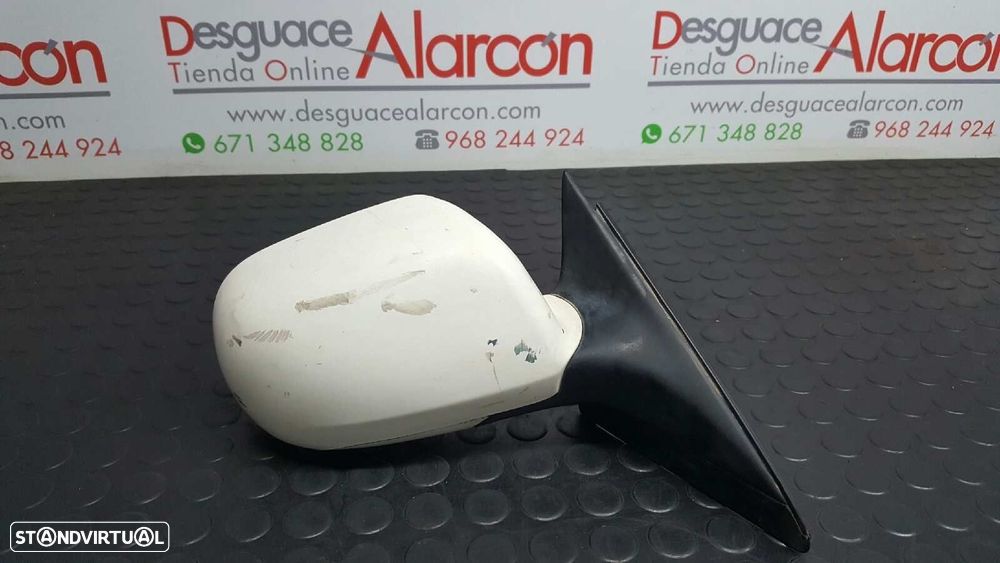RETROVISOR DIREITO AUDI A4 BERLINA (B5) 1.9 TDI - 2