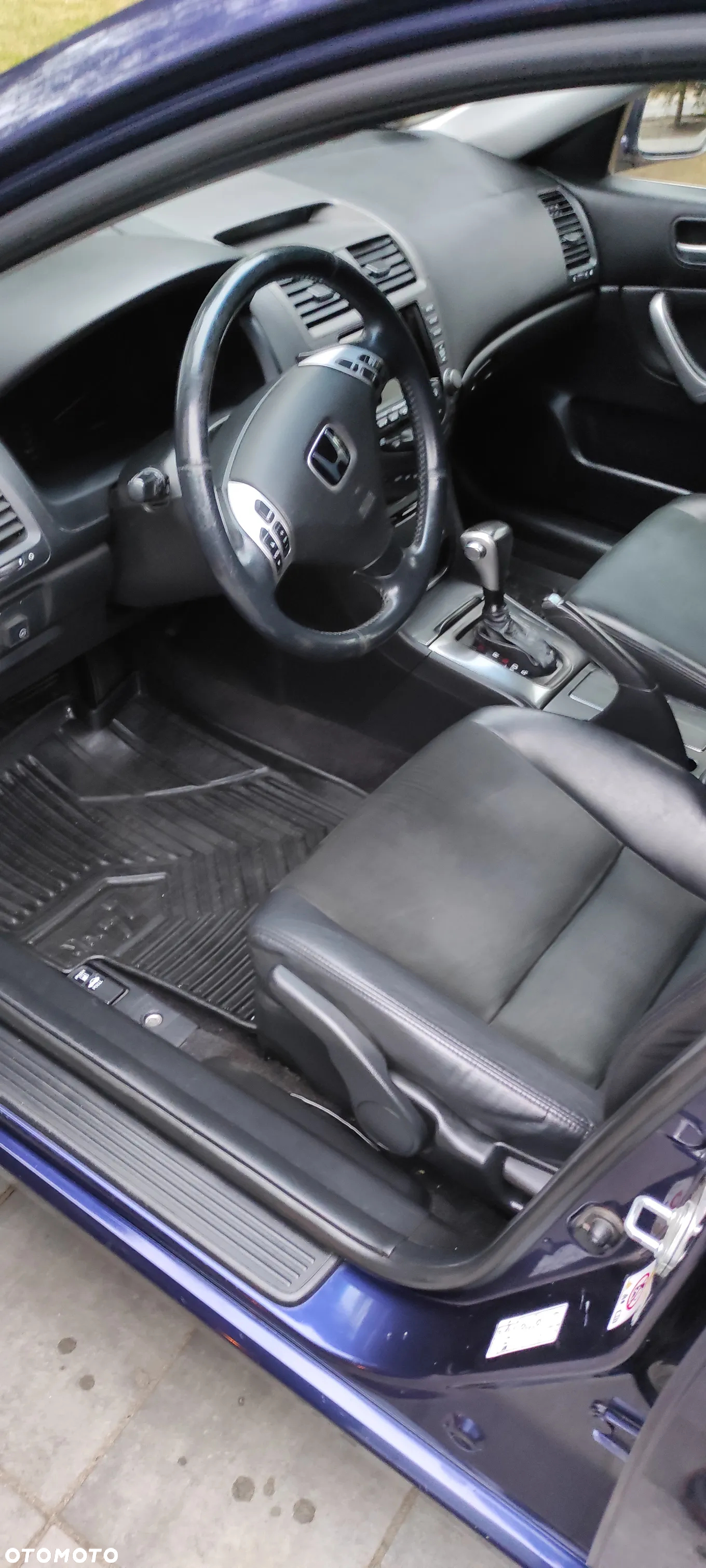 Honda Accord 2.0 Comfort - 13