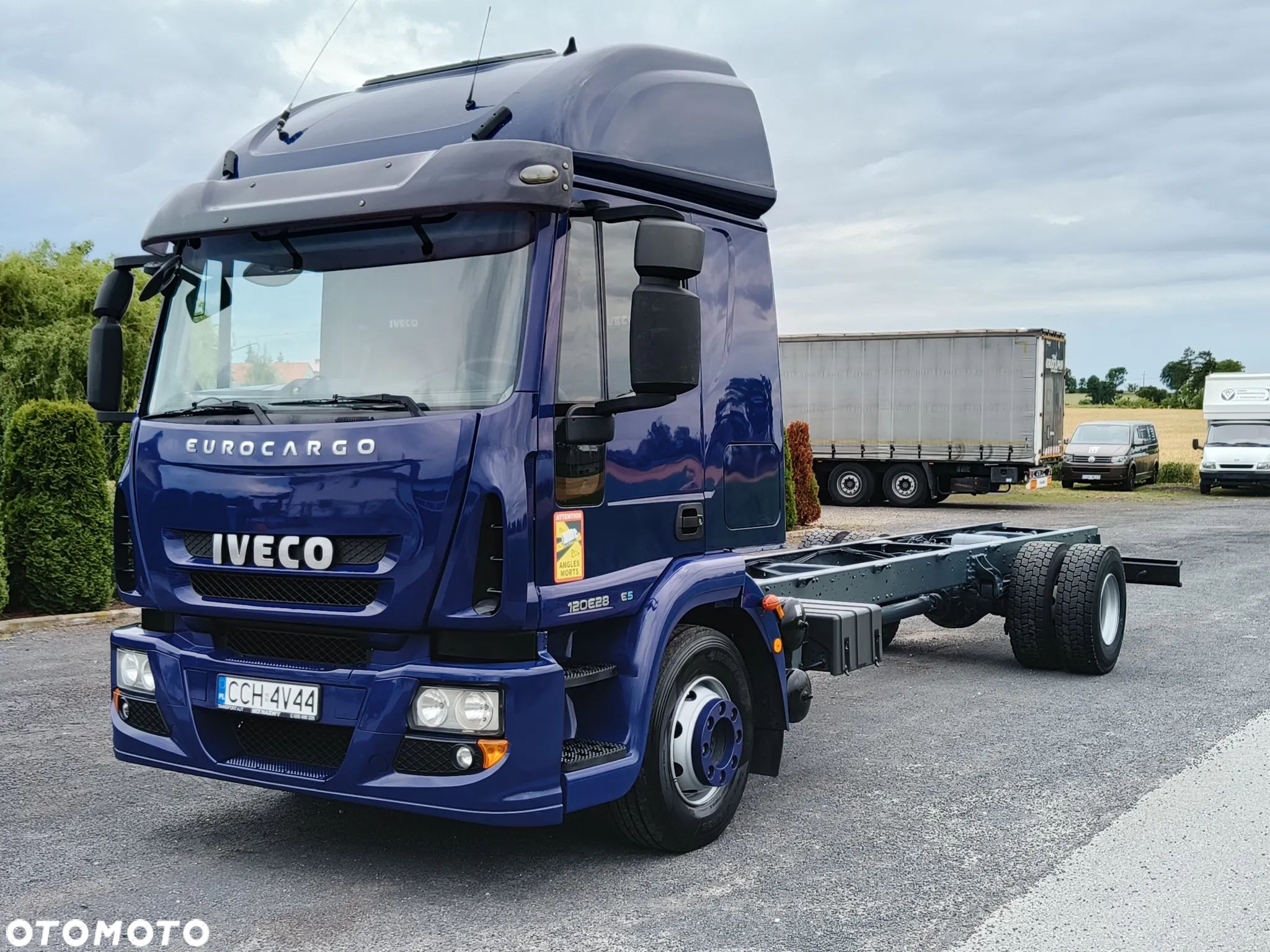 Iveco EUROCARGO 120E28 - 1