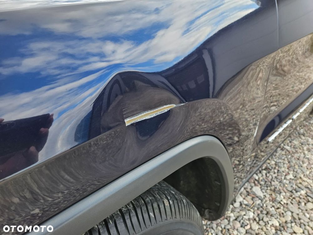 Jeep Grand Cherokee - 30