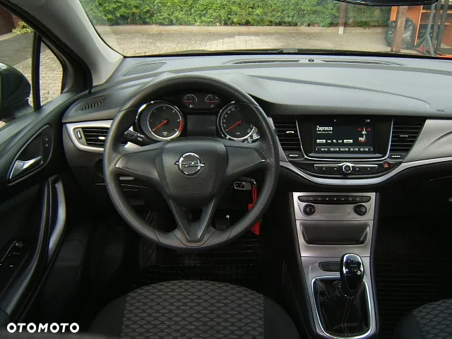 Opel Astra - 14
