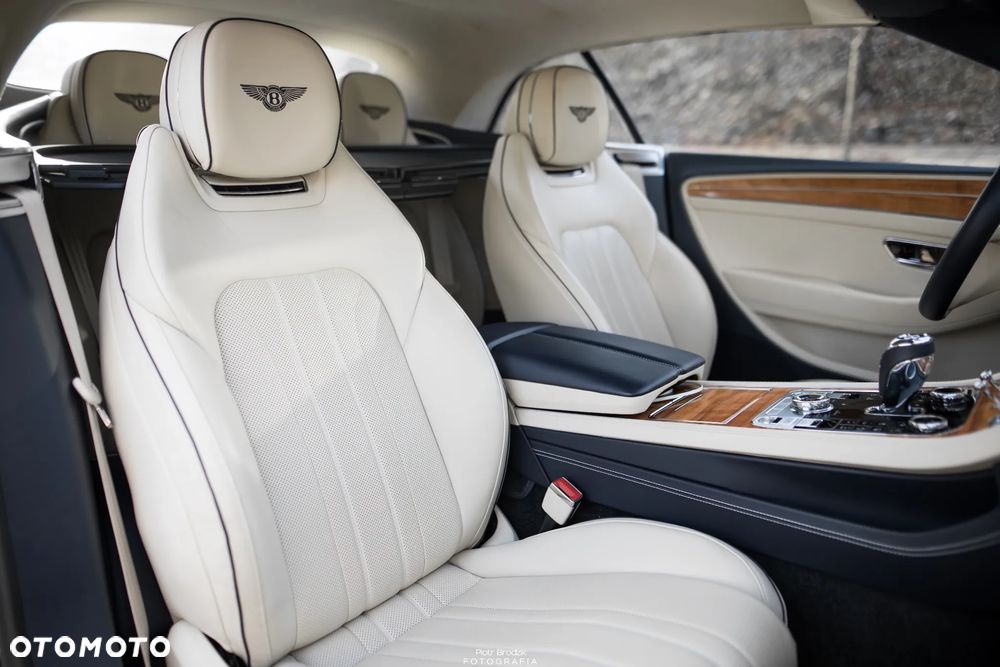 Bentley Continental GT - 17